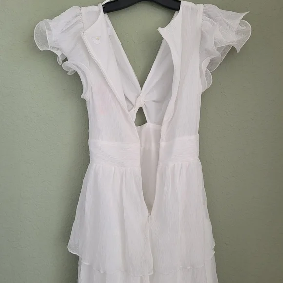 ASTR the Label Women's White Emporia Maxi Dress XS NWOT/Defect - Picture 8 of 12